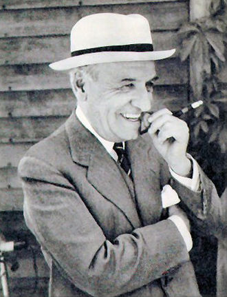 "La vida es una serie de colisiones con el futuro; no es una suma de lo que hemos sido, sino de lo que anhelamos ser" (José Ortega y Gasset)